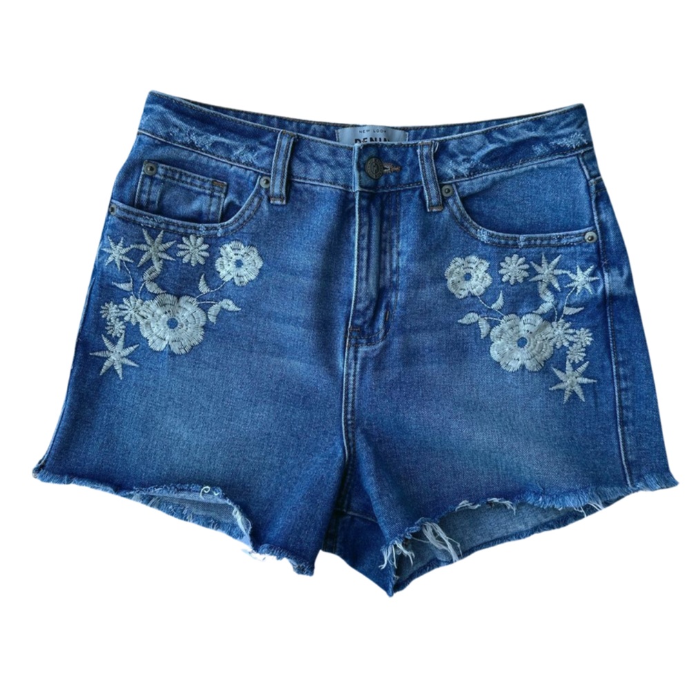 Jean Shorts Embroidered Flowers Boho